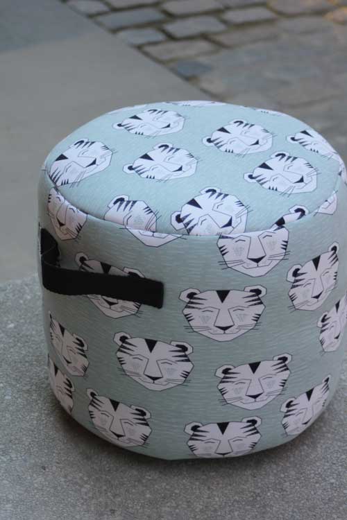 KIT Children's Pouf with Pocket