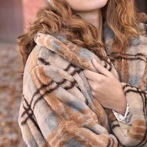 Tela Vegan Fur Print Autumn