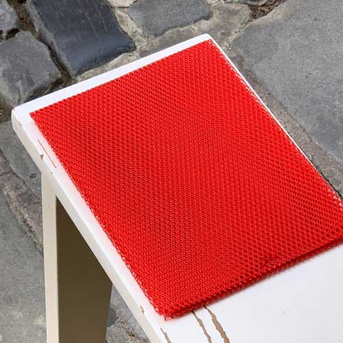 Mesh Atom Red