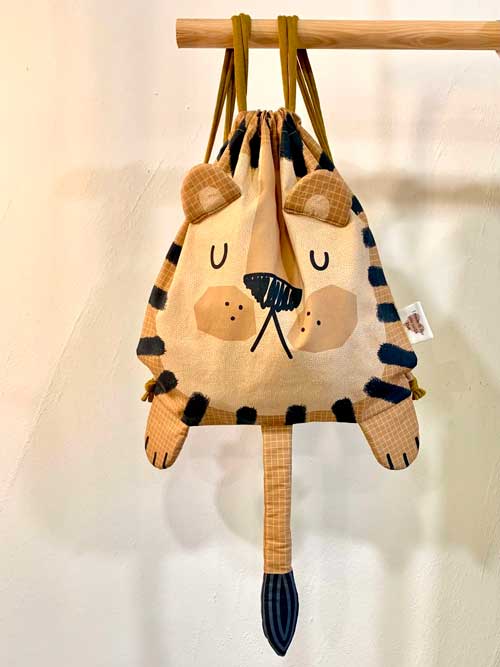 Panel Mochila León