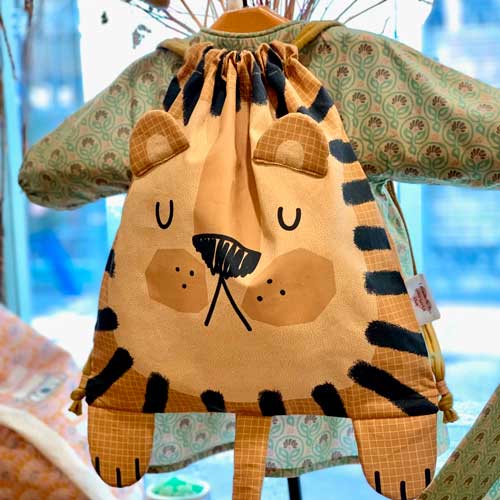 Panel Mochila León